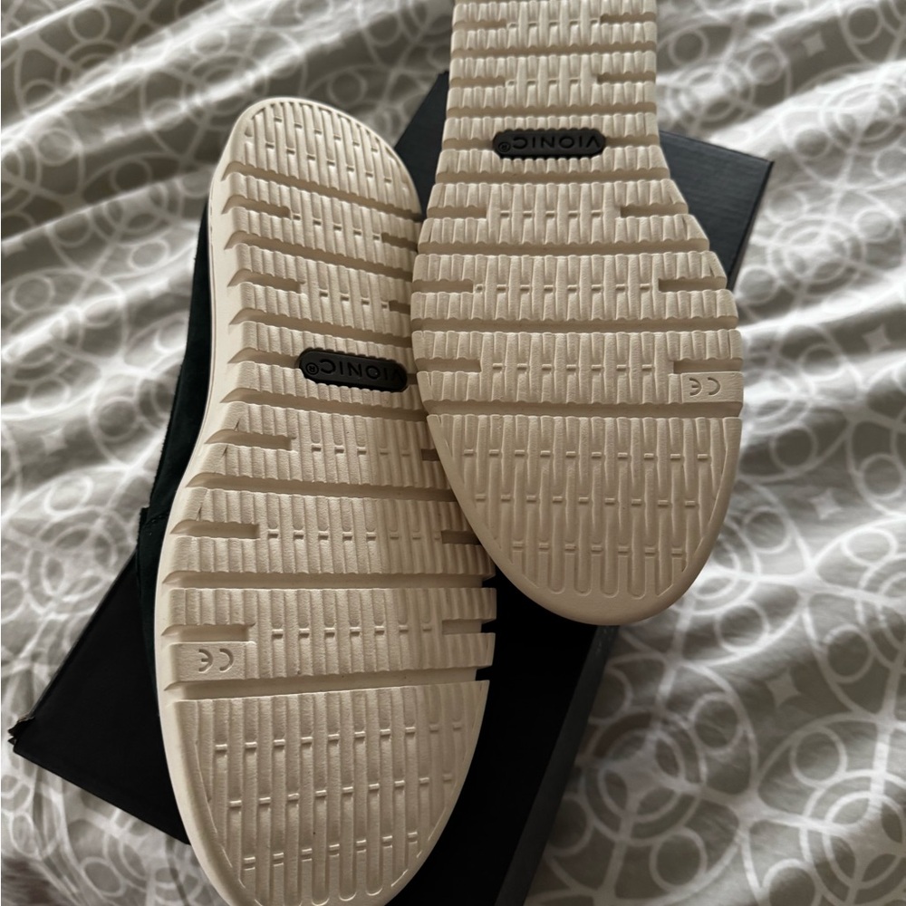 Vionic Women's Forest Green Suede Loafers - Picture 4 of 4